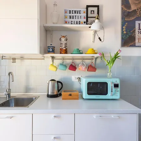 Casa Adele Lovely Mid-century Apartment,