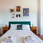 Casa Adele Lovely Mid-century Apartment, *