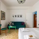 Casa Adele Lovely Mid-century Apartment, * רומא