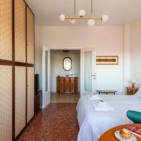 Casa Adele Lovely Mid-century Apartment, * Řím