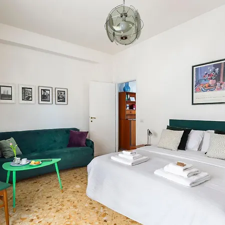 Casa Adele Lovely Mid-century Apartment, Appartamento Roma