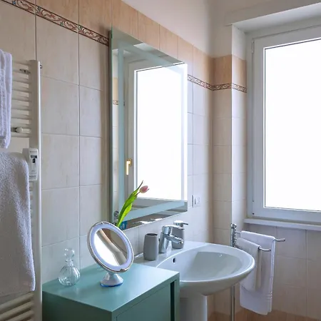 Appartamento Casa Adele Lovely Mid-century Apartment, Roma